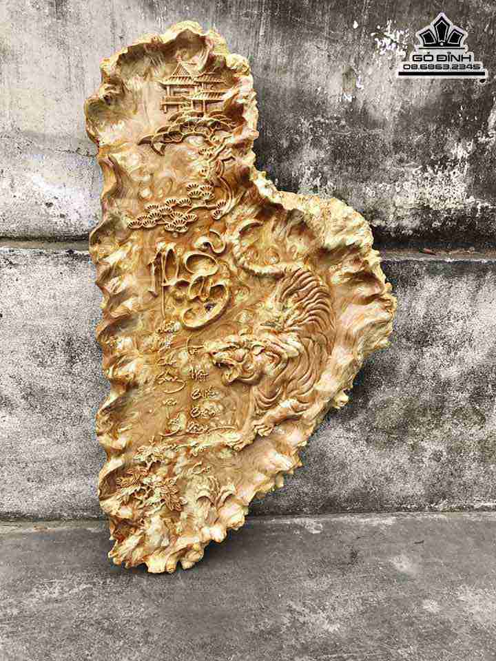 Tranh-Chu-Nhan-Go-Nu-Nghien