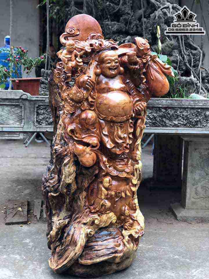 Tuong-Phat-Di-Lac-Tai-Loc-Go