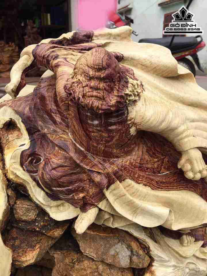 Tuong-Dat-Ma-Xuat-Quyen-Om-Da-Go-Cam