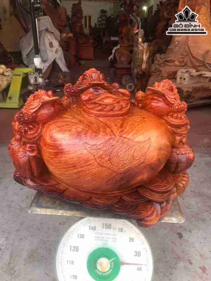 Tuong-Tam-Coc-Chan-Binh-Go-Huong