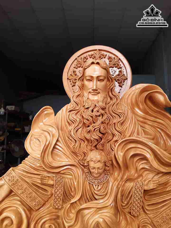 Tuong-Chua-Ba-Ngoi-Go