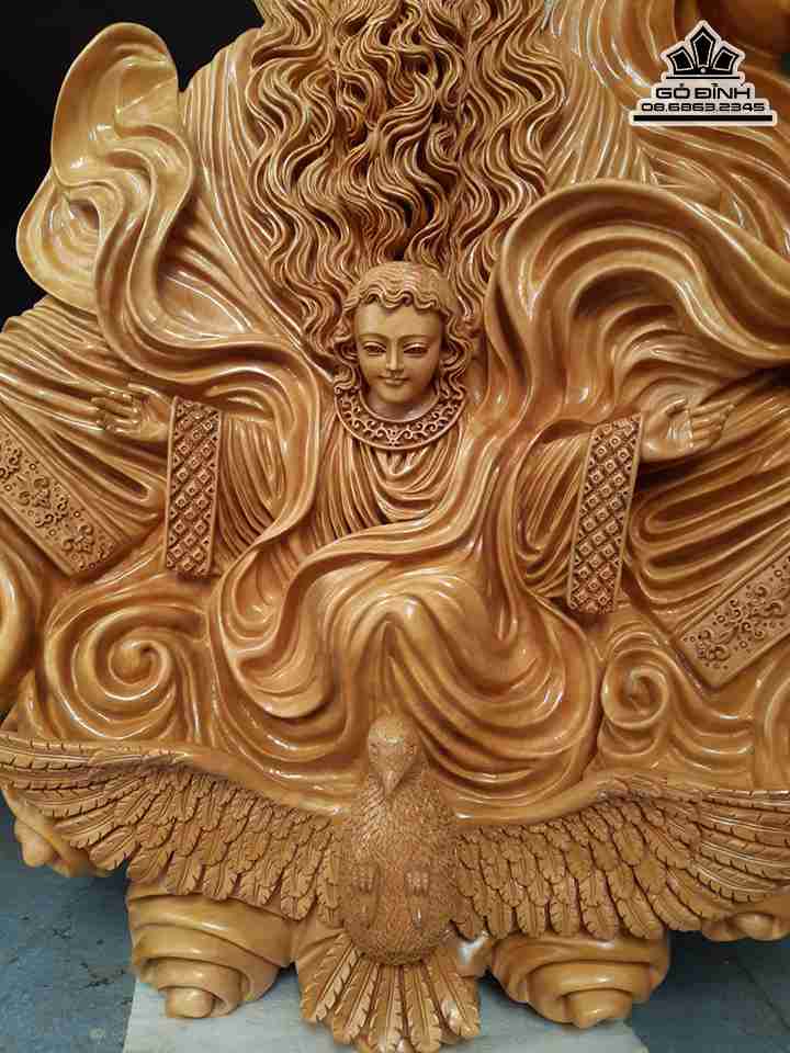 Tuong-Chua-Ba-Ngoi-Go