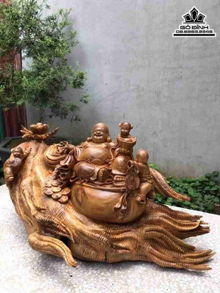 Tuong-Phat-Di-Lac-Ngoi-Nhan-Sam-Go-Dep