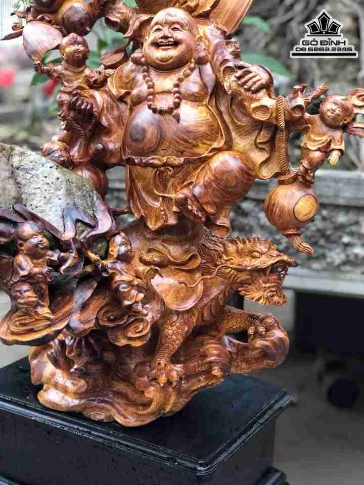 Tuong-Phat-Di-Lac-Vac-Canh-Dao-Go-Cam