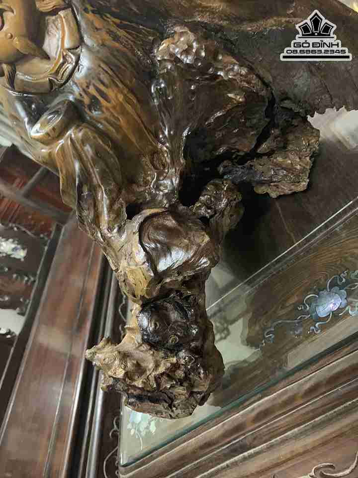 Tuong-Than-Tai-Go-Nu-Bach-Xanh