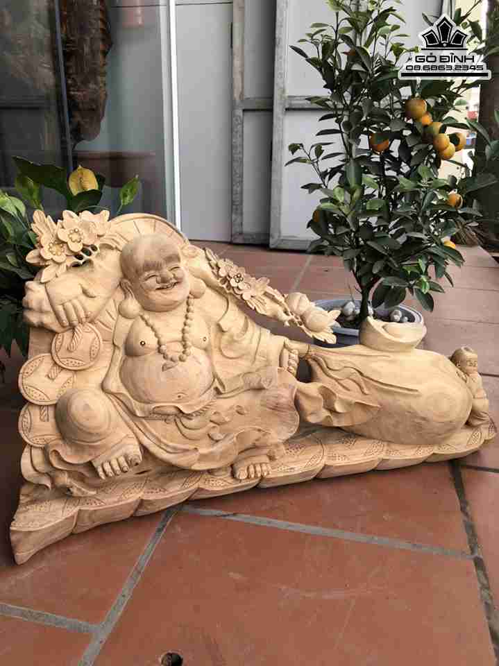 Tuong-Phat-Di-Lac-Keo-Bao-Tien-Go-Gu-Huong