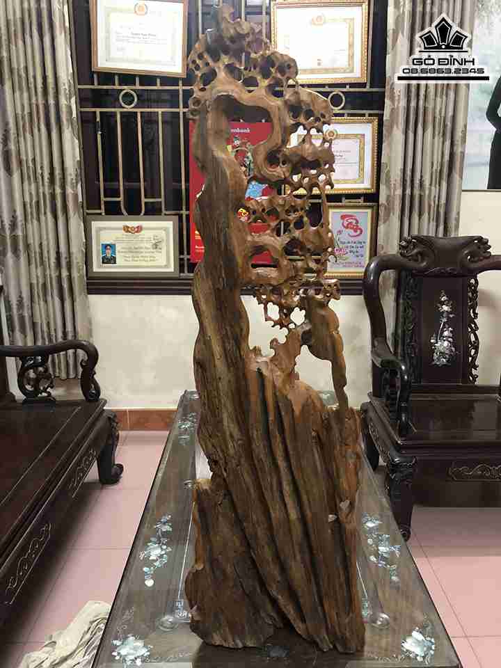 Tượng Phật Di Lặc Đứng Gốc Tùng Gỗ Bách Xanh Tuong-Phat-Di-Lac-Dung-Goc