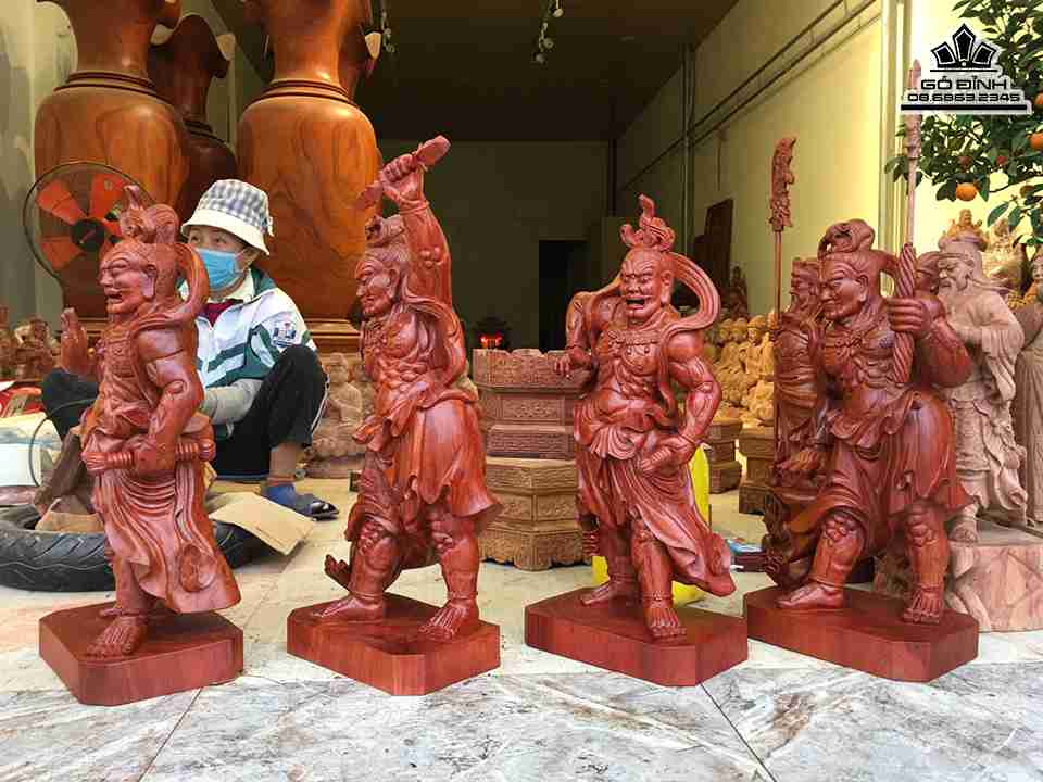 Tuong-Go-Tu-Dai-Kim-Cang