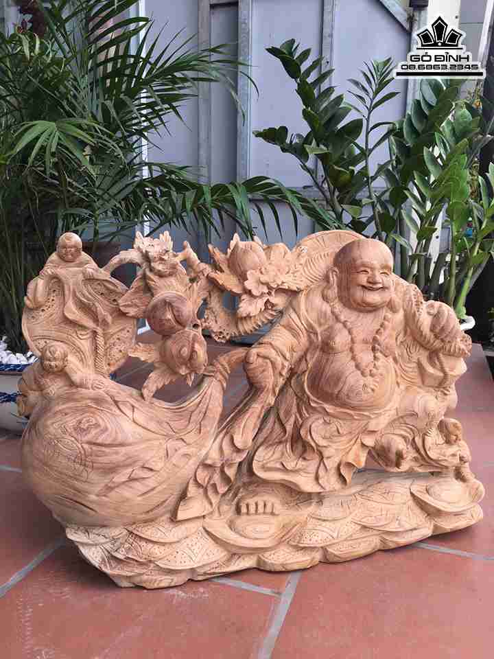 Tuong-Phat-Di-Lac-Keo-Bao-Tien-Go-Ngoc-Am