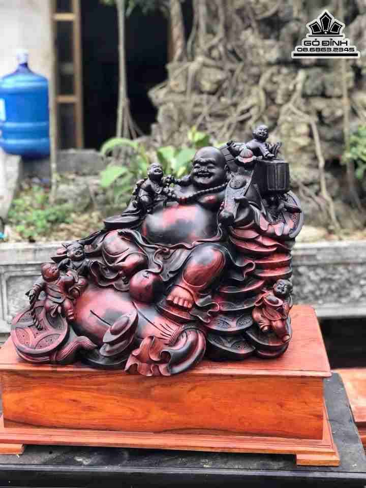 Tuong-Phat-Di-Lac-Ngoi-Ngu-Phuc