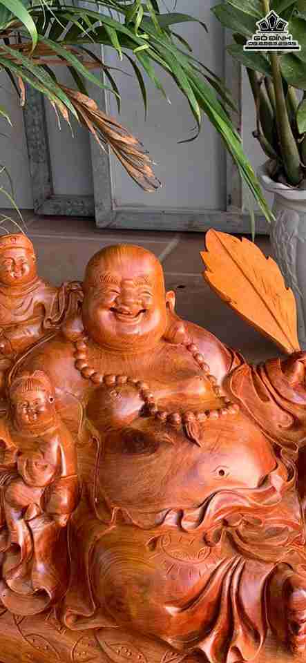 Tuong-Phat-Di-Lac-Tam-Phuc-Go-Dep