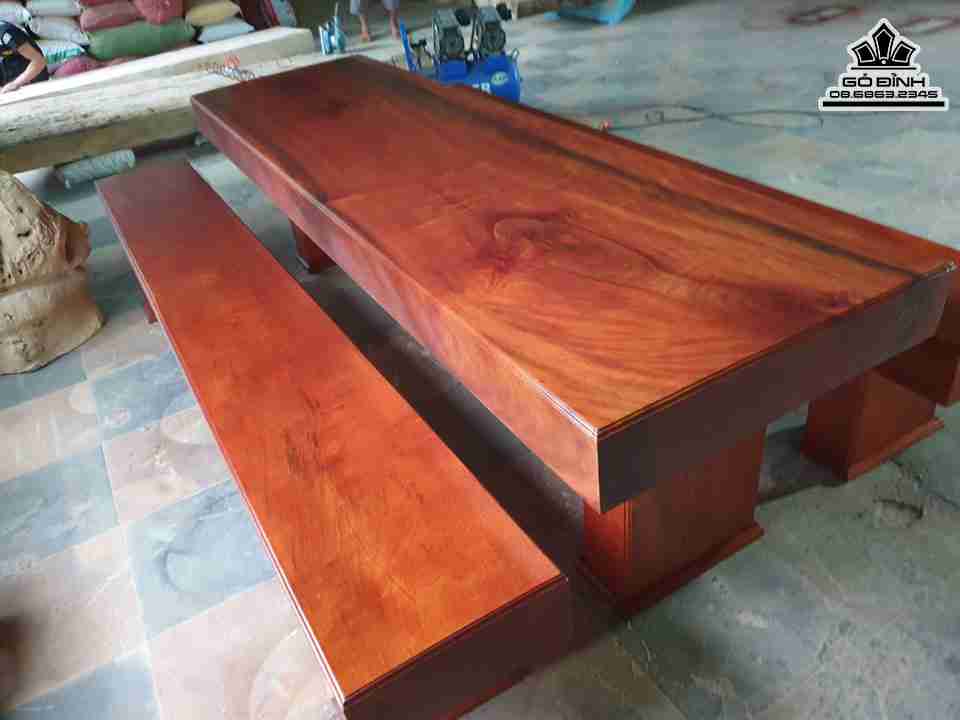 Bo-Ban-Ghe-Go-Hong-Dao