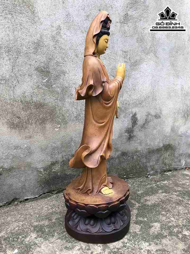 Tuong-Phat-Ba-Quan-Am-Go-Bach-Xanh