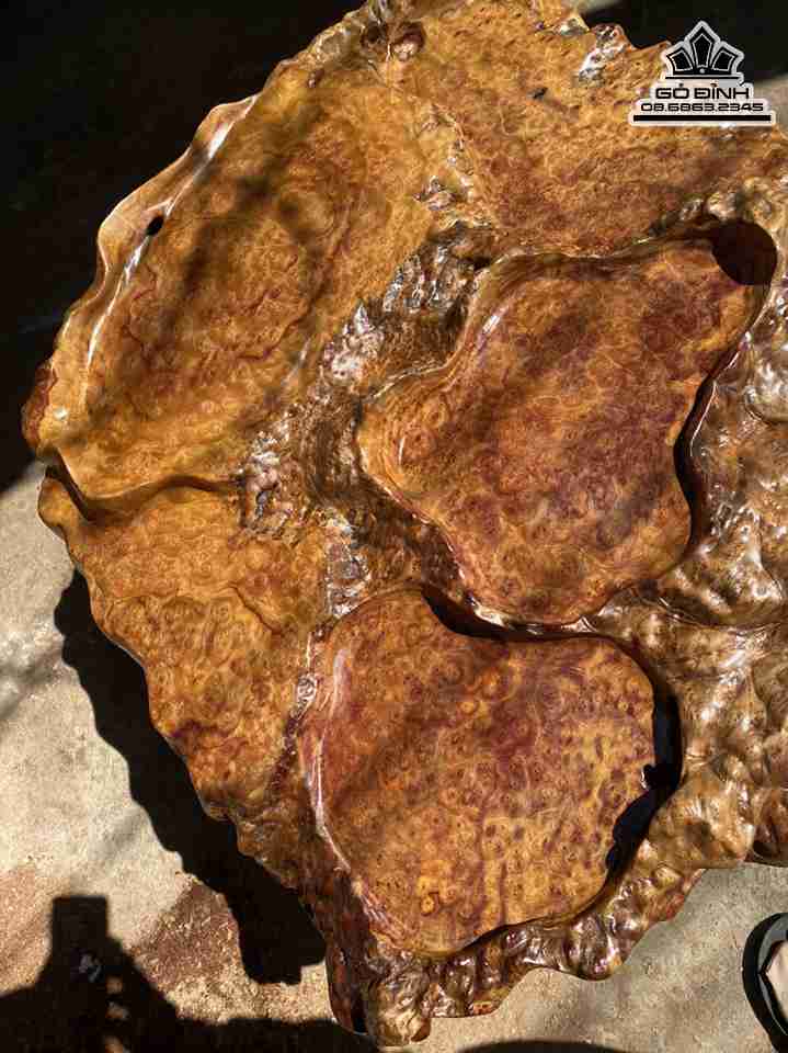 Mat-Ban-Tra-Nguyen-Khoi-Go-Nu-Gu-Huong