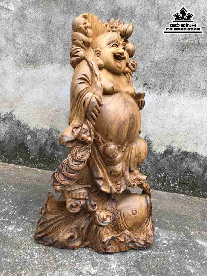 Tuong-Phat-Di-Lac-Cuoi-Ca-Chep-Go