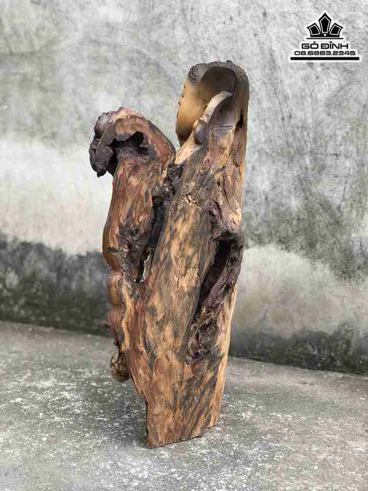 Tuong-Than-Tai-Go-Nu-Bach-Xanh