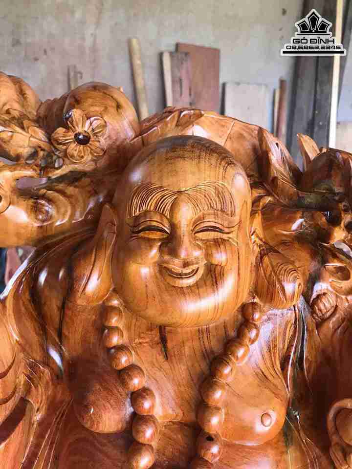 Tuong-Phat-Di-Lac-Tam-Phuc-Go