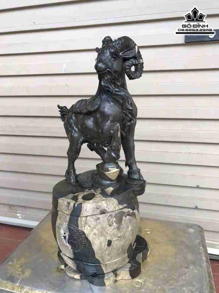 Tuong-De-Phu-Quy-Go-Mun-Sung