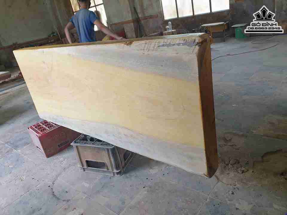 Mat-Ban-An-Dai-Go-Mit