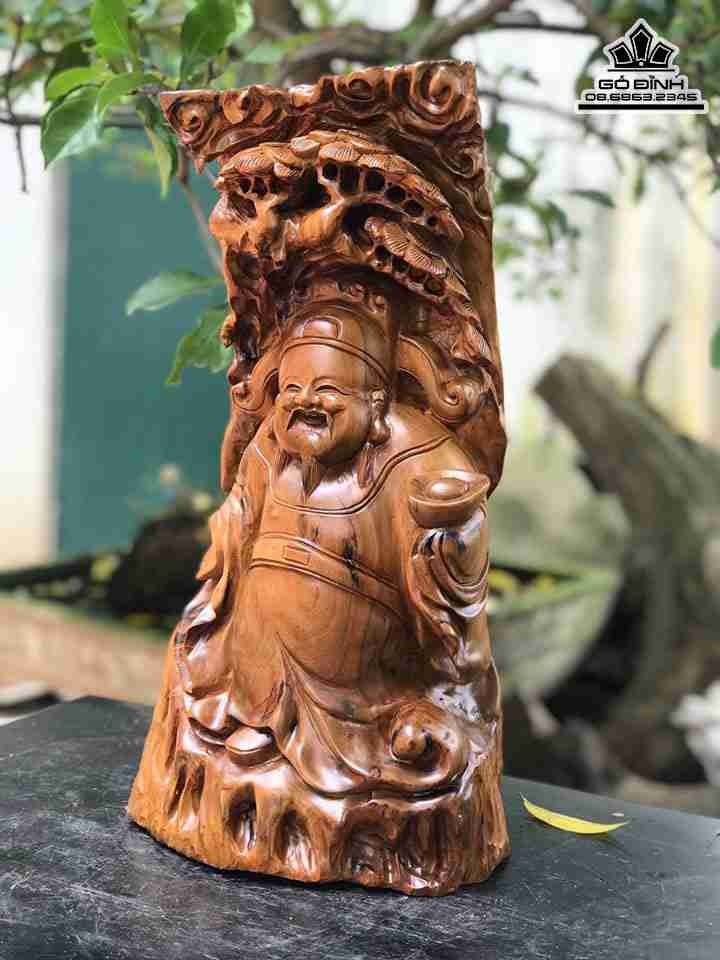 Tuong-Than-Tai-Go-Bach-Xanh