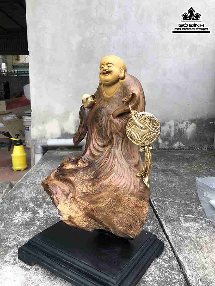 Tuong-Phat-Di-Lac-Go-Dep