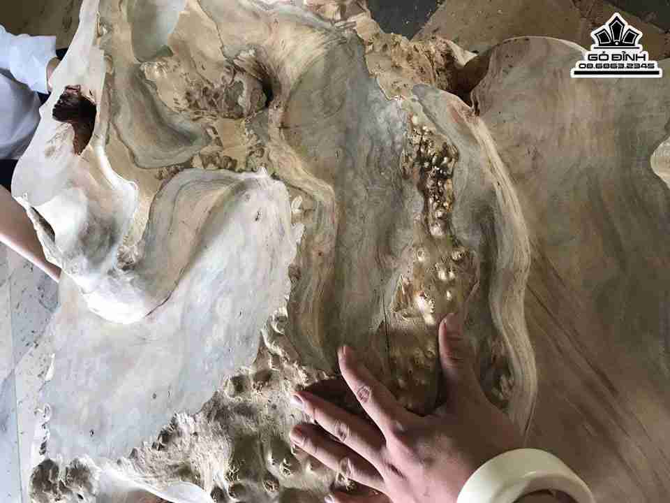 Ban-Tra-Nhat-Bang-Go