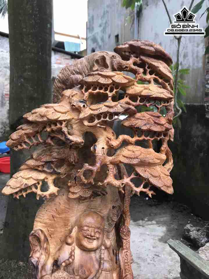 Tuong-Phat-Di-Lac-Dung-Goc-Tung-Go