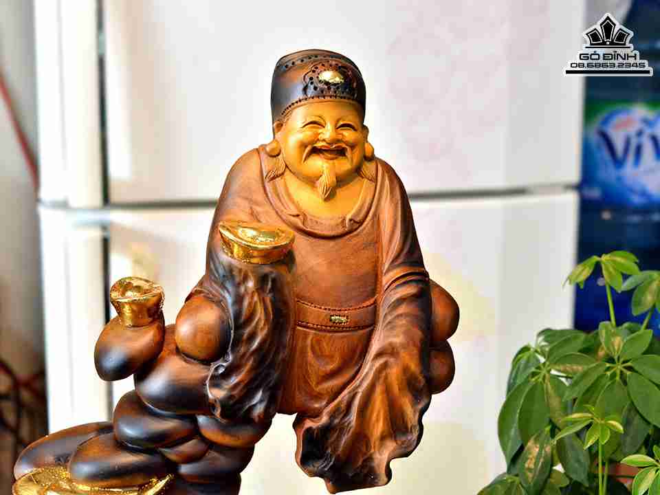 Tuong-Than-Tai-Nghenh-Hy