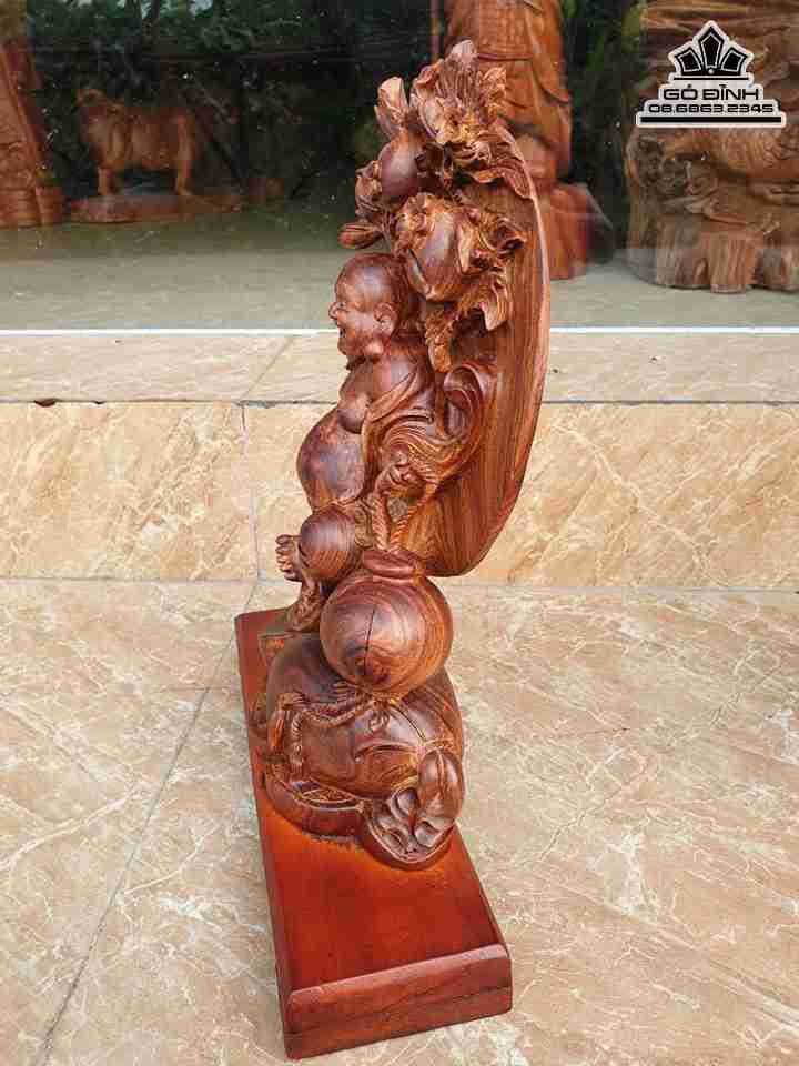 Tuong-Phat-Di-Lac-Vac-Canh-Dao-Go