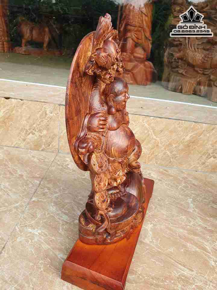 Tuong-Phat-Di-Lac-Vac-Canh-Dao-Go