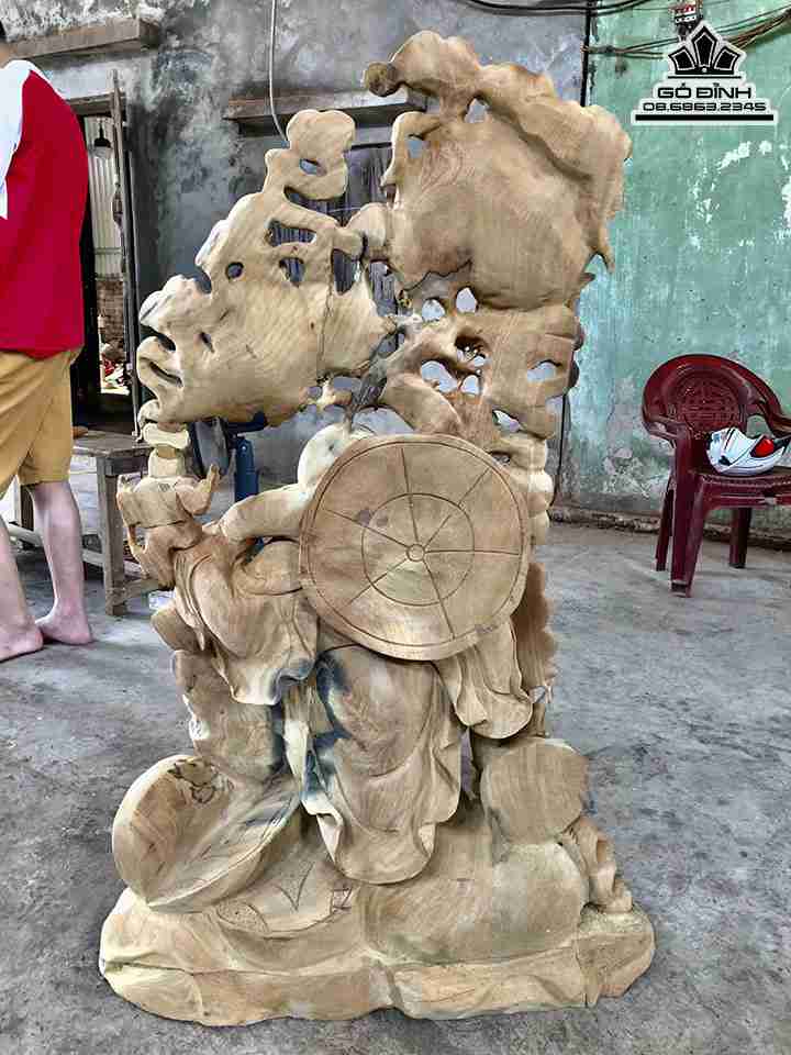 Tuong-Phat-Di-Lac-Vac-Canh-Dao-Go-Xa-Xi