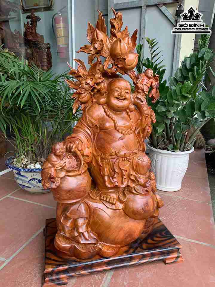 Tuong-Phat-Di-Lac-Vac-Canh-Dao-Go-Dep