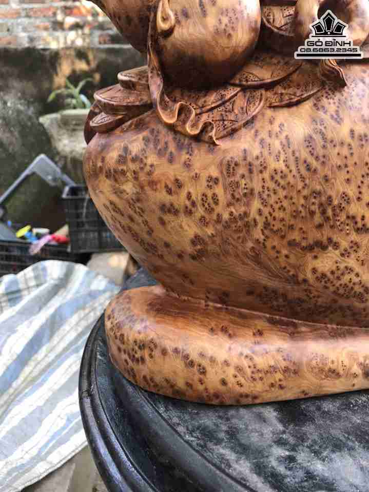 Tuong-Phat-Di-Lac-Ngu-Phuc-Go-Nu-Ngoc-Am