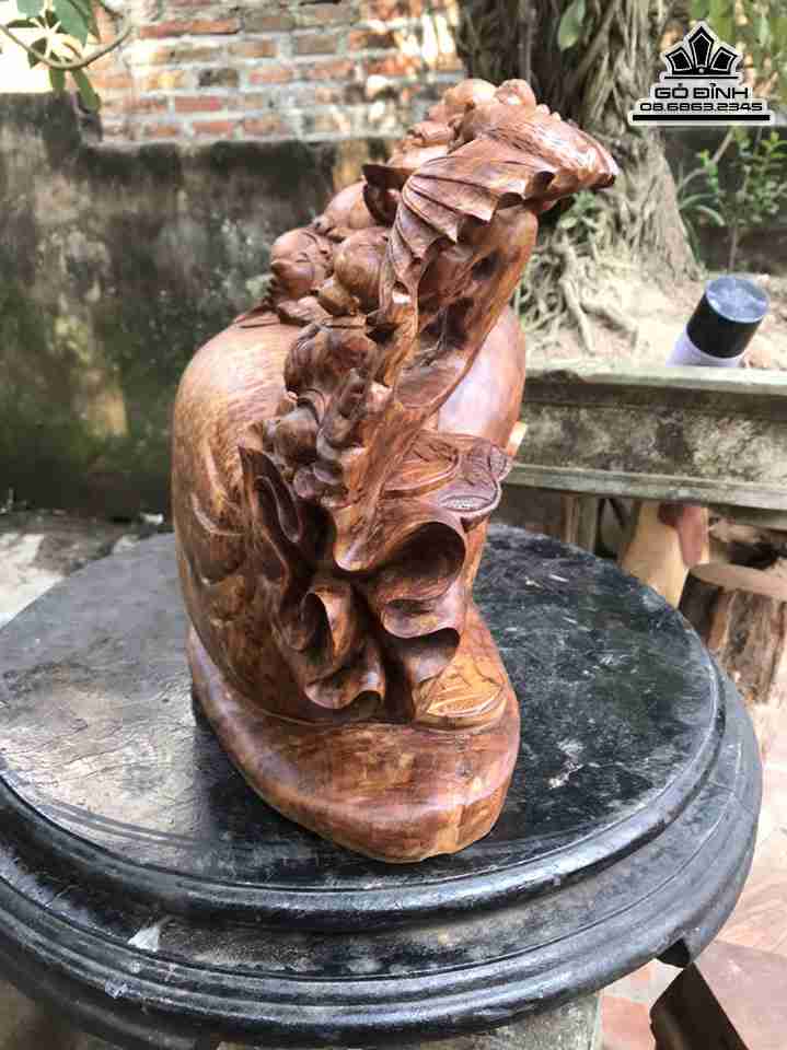 Tuong-Phat-Di-Lac-Ngu-Phuc-Go-Nu-Ngoc-Am