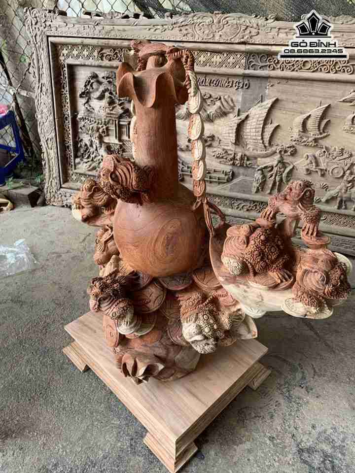 Tuong-Cuu-Coc-Chan-Binh-Tai-Loc-Go-Huong