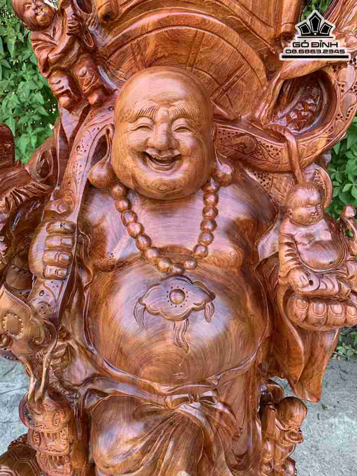 Tuong-Phat-Di-Lac-Tam-Phuc-Tu-Linh-Go-Huong