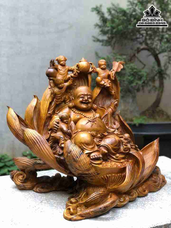 Tuong-Phat-Di-Lac-Ngoi-Dai-Sen-Go-Xa-Xi-Gu-Huong