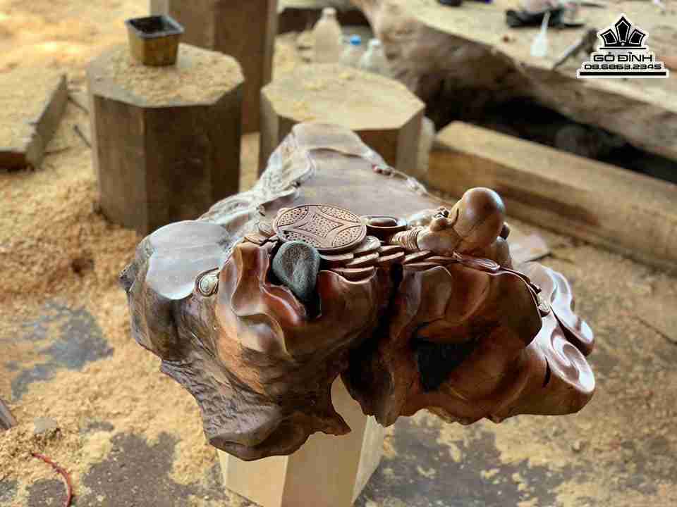 Ban-Tra-Dao-Phat-Di-Lac-Go-Xi-Gu-Huong