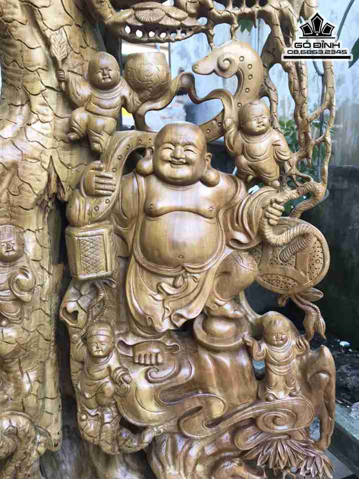 Tuong-Phat-Di-Lac-Dung-Goc-Tung-Go