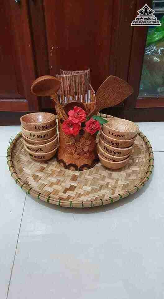 Dung-Cu-Dung-Dua-Va-Thia-Go-Dua