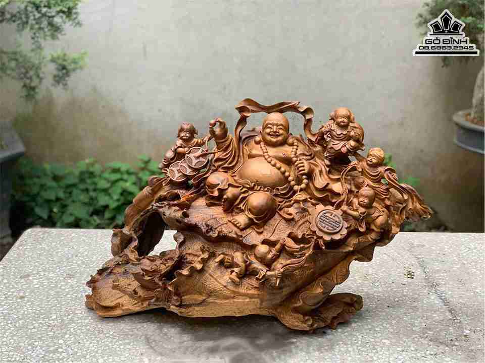 Tuong-Phat-Di-Lac-Ngu-Phuc-Go-Bach-Xanh