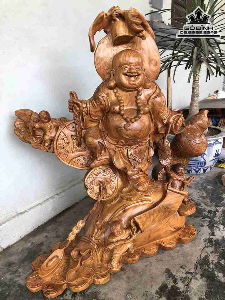 Tuong-Phat-Di-Lac-Dung-Bao-Tien-Go