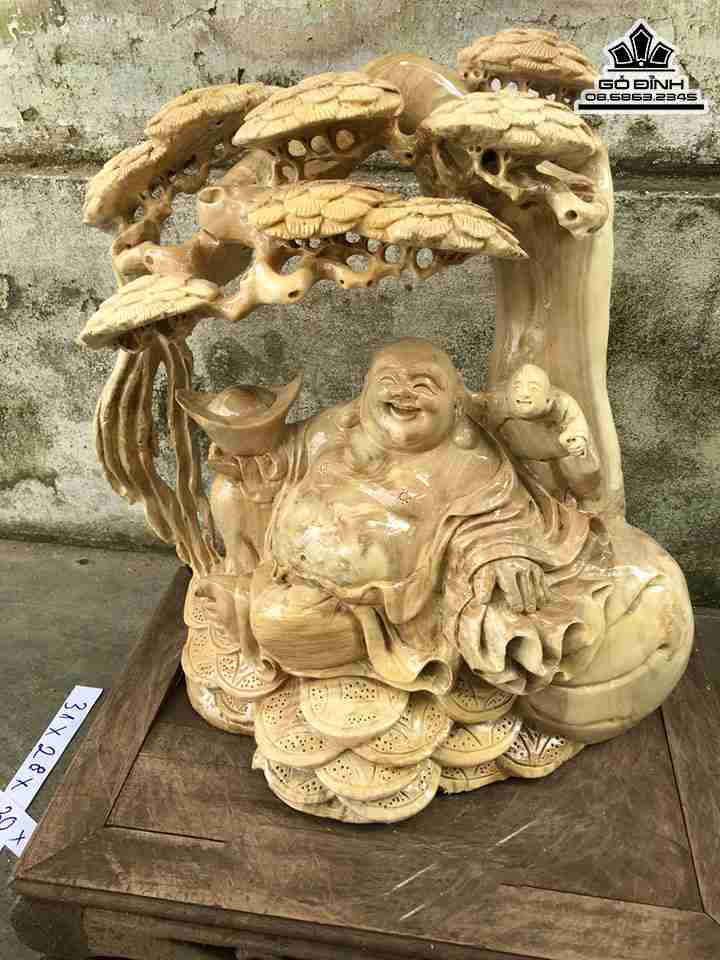 Tuong-Phat-Di-Lac-Ngoi-Goc-Tung-Go-My-Nghe