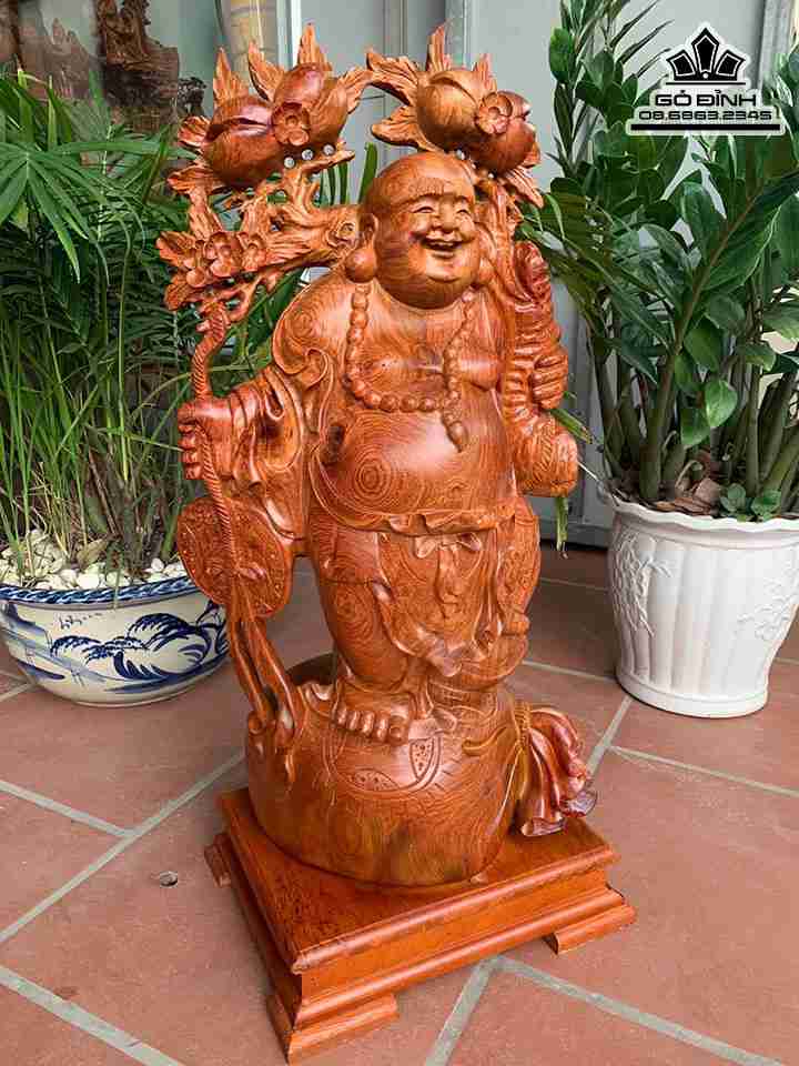 Tuong-Phat-Di-Lac-Dung-Bao-Tien-Go-Huong