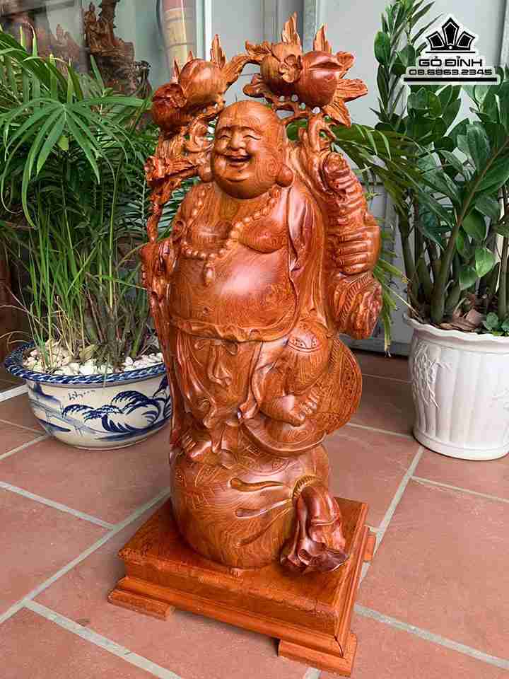 Tuong-Phat-Di-Lac-Dung-Bao-Tien-Go-Huong