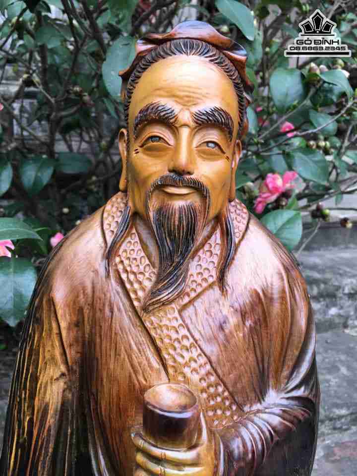 Tuong-Than-Tra-Go-Bach-Xanh