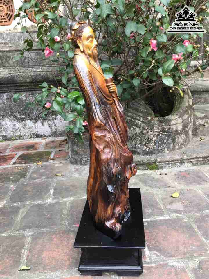 Tuong-Than-Tra-Go-Bach-Xanh