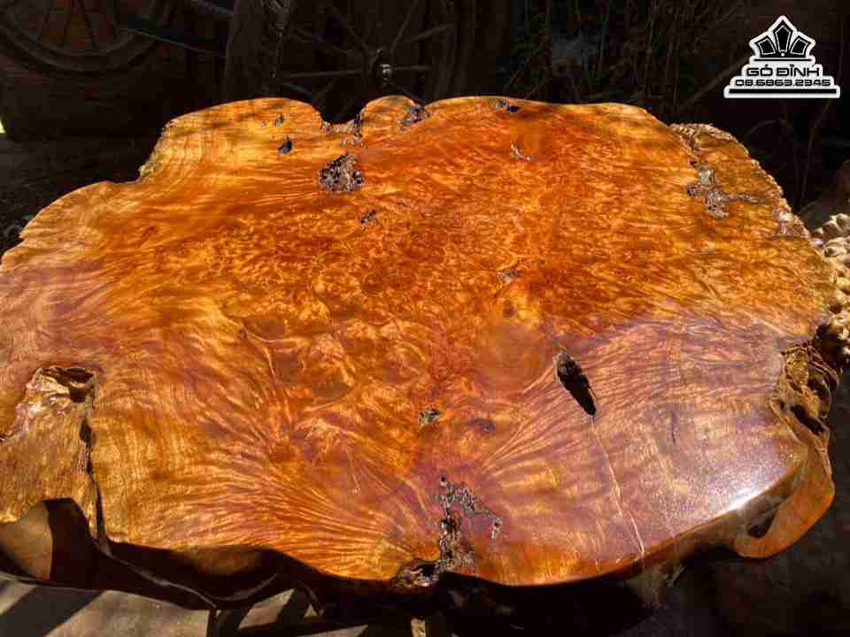 Mat-Ban-Go-Nguyen-Khoi