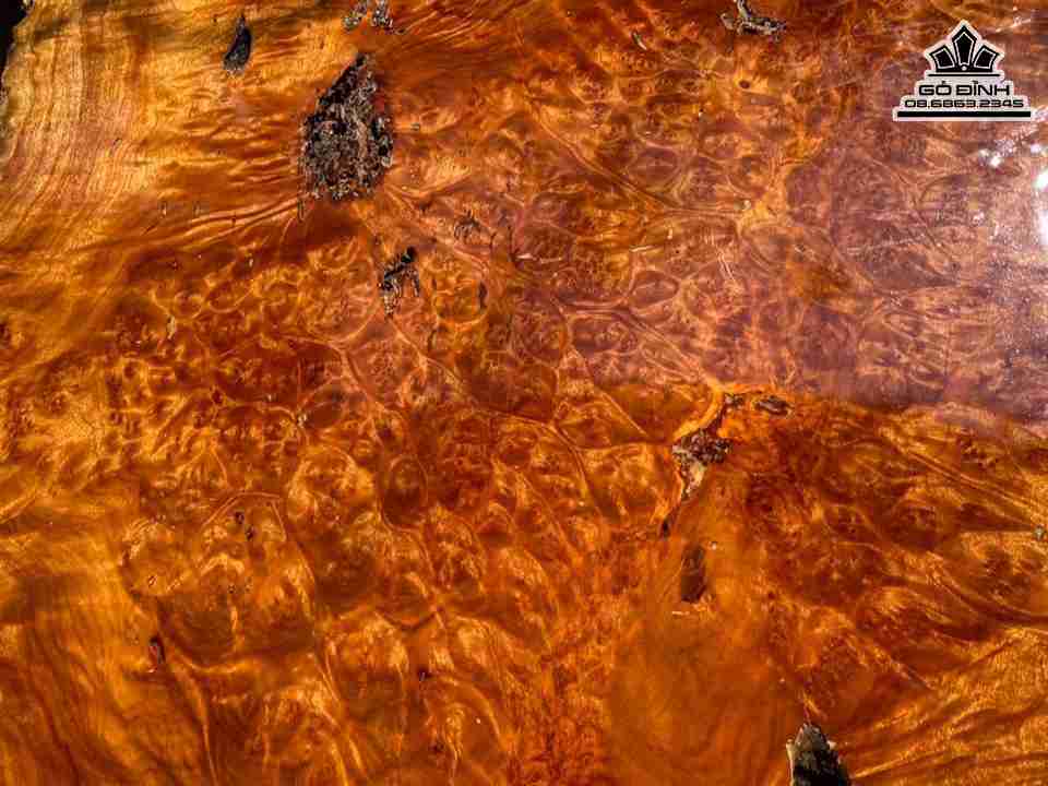 Mat-Ban-Nguyen-Khoi-Go-Nu-Khao