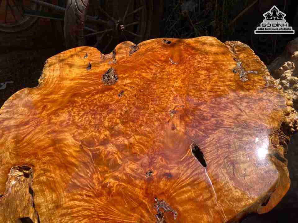 Mat-Ban-Nguyen-Khoi-Go-Dep